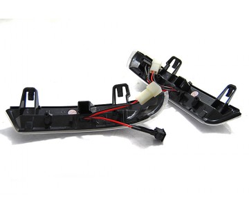 Комплект LED динамични мигачи за страничните огледала на VW Golf/Passat/Skoda