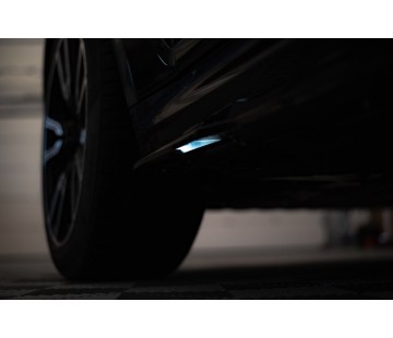 Добавки за прагове Maxton design за BMW X7 G07 (2019-2022)