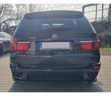 Добавки за задна броня Maxton design за BMW X5 E70 (2010-2013)