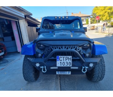 Броня за предно стъкло на Jeep Wrangler JK (2007-2018)
