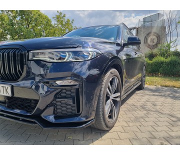 Добавки за прагове Maxton design за BMW X7 G07 (2019-2022)